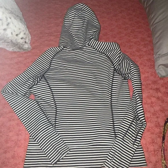 Lululemon Athletica Black and White Scuba hoodie - Picture 2 of 5